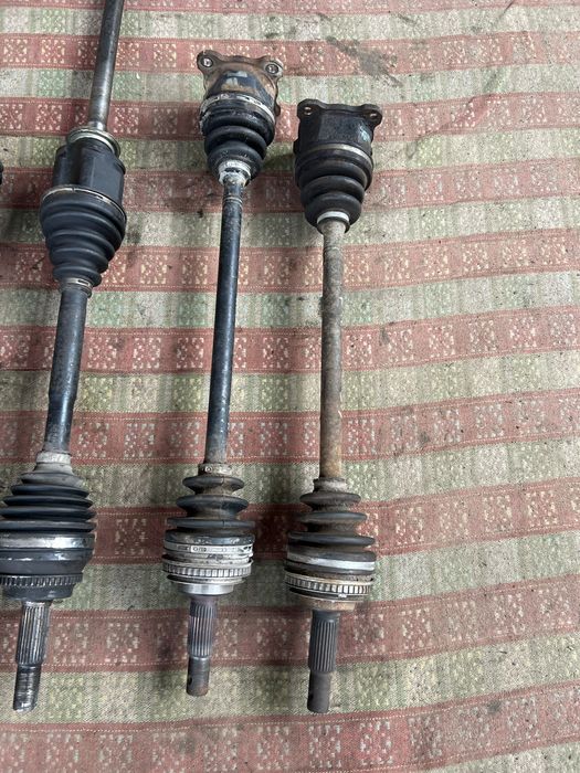 Привод, полуось левый, правый toyota rav4 2.0 tdi 2000-2006