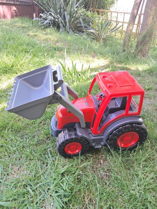 Traktor koparka zabawkowa duży