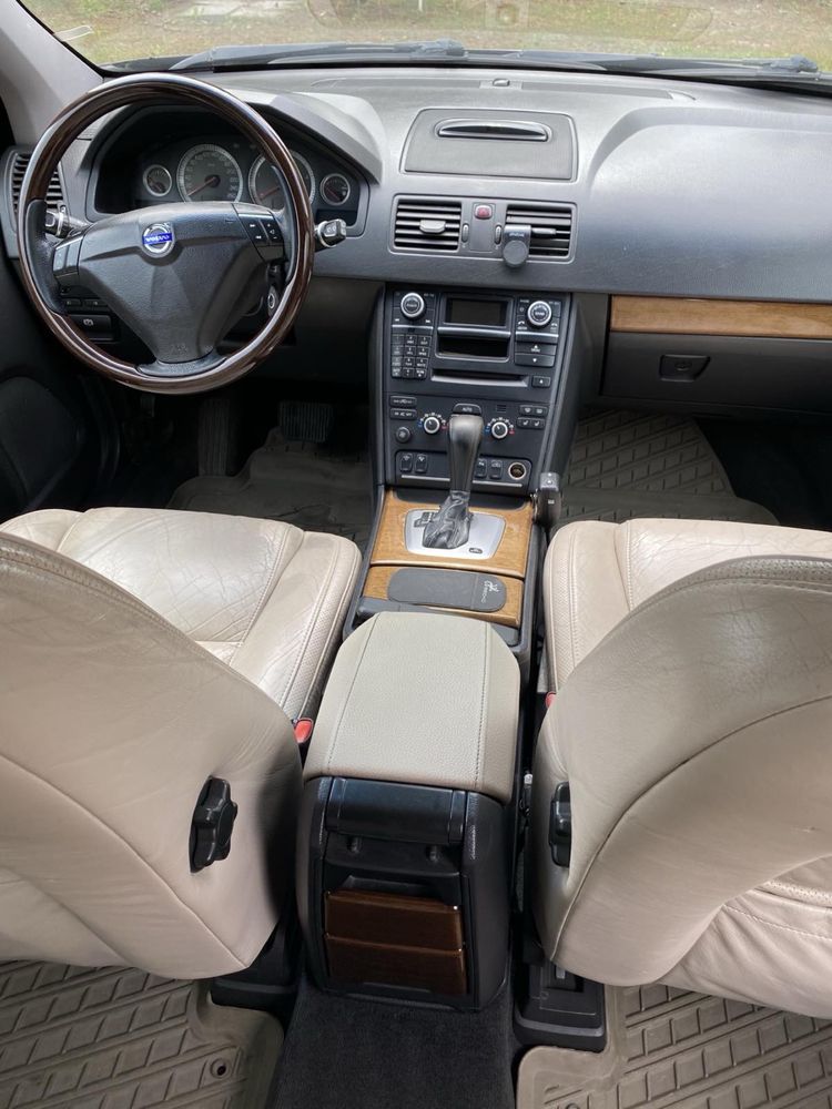 Volvo xc 90 Czarny Model 2,4 D-5