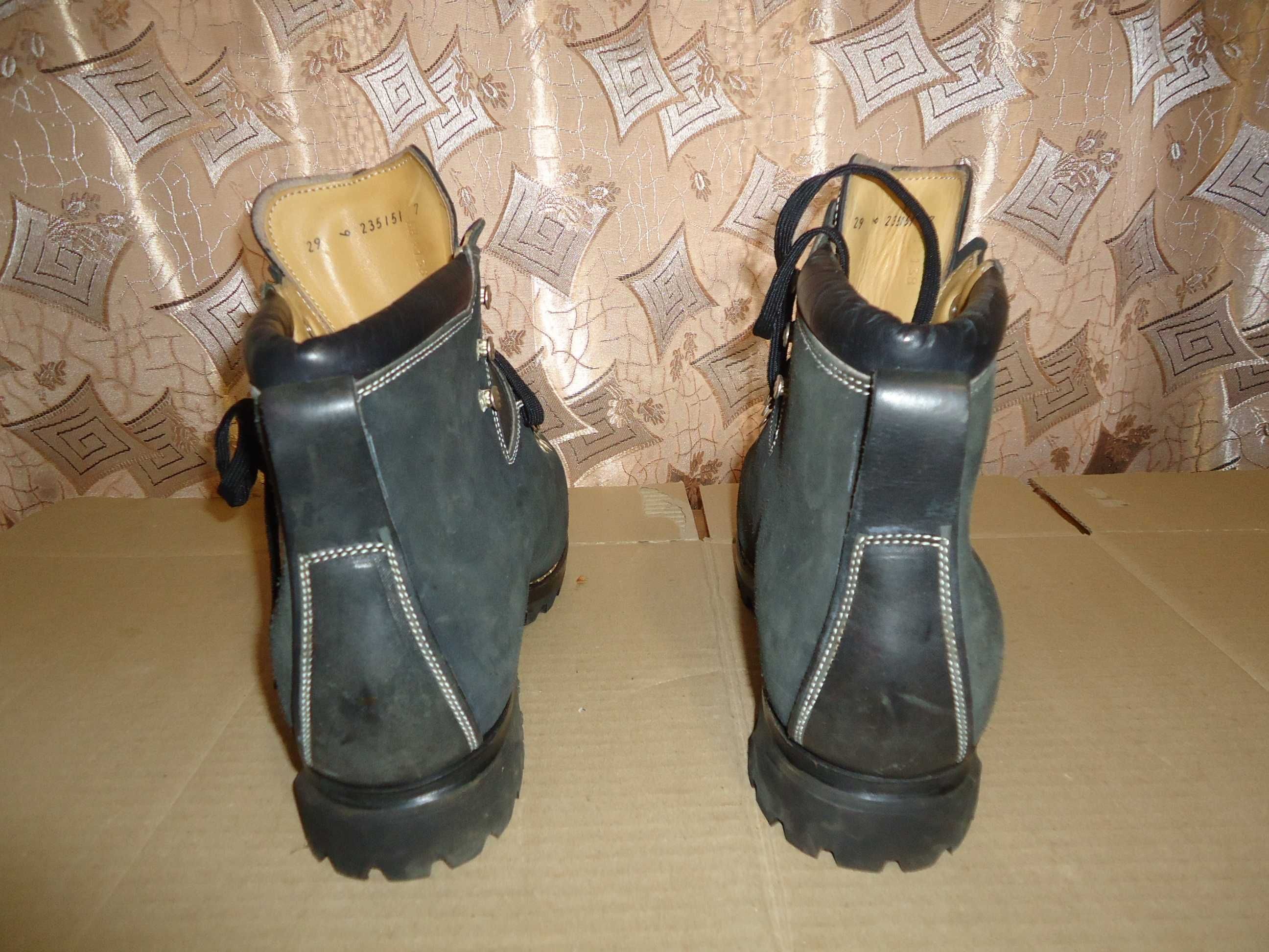 Черевики BALLY, горні, робочі, воєнні, нові, шкіряні, розмір 42(28)