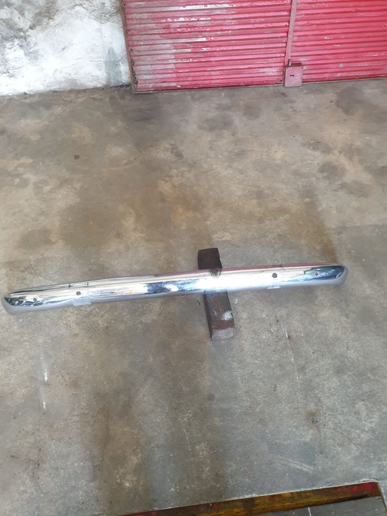 Para choques traseiro do fiat 850