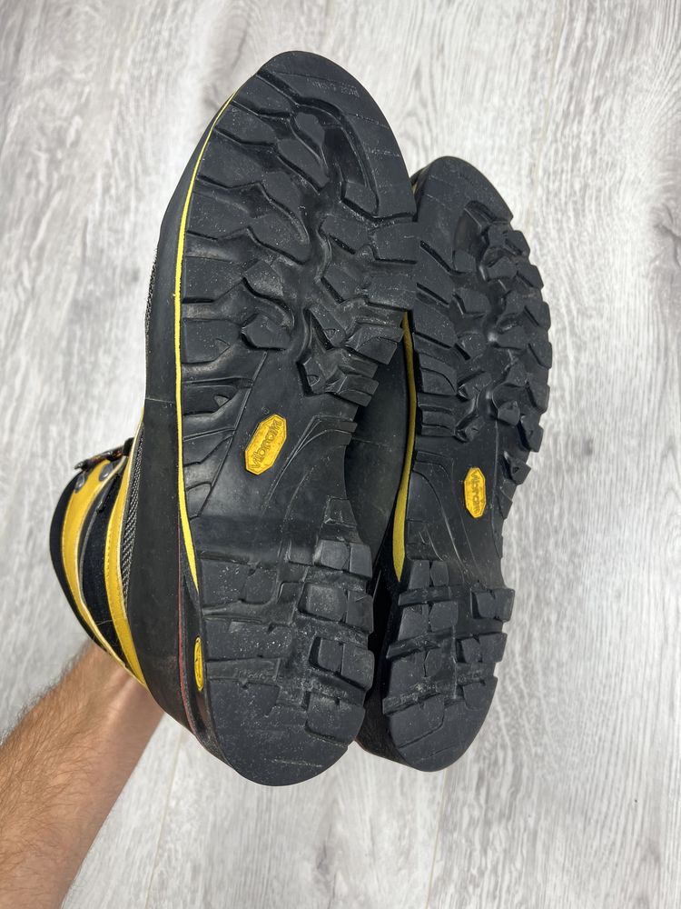 Ботінки черевики La Sportiva Gore Tex  43 розмір 27.5 cм