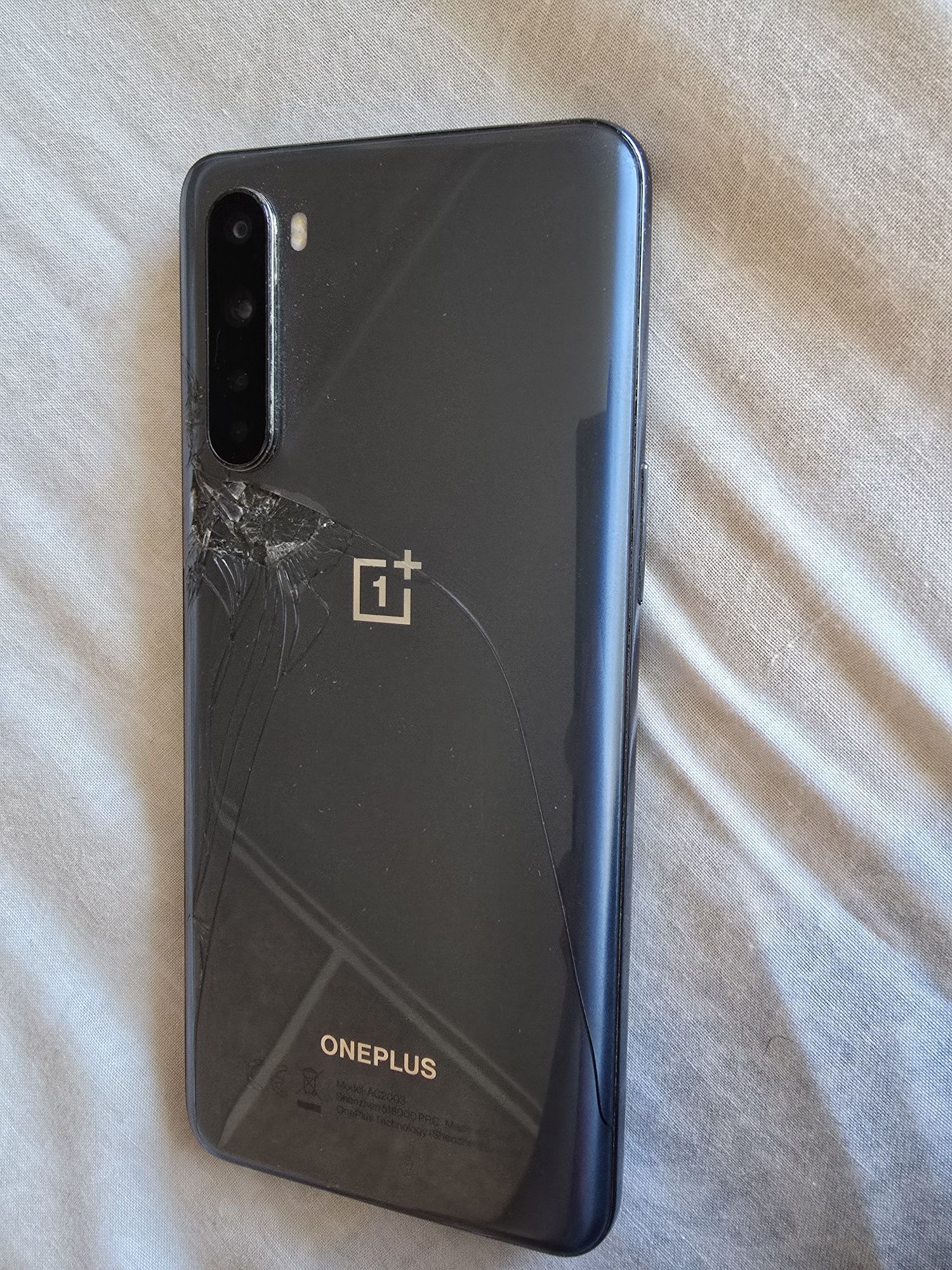Продаю Смартфон OnePlus Nord 12/256Gb