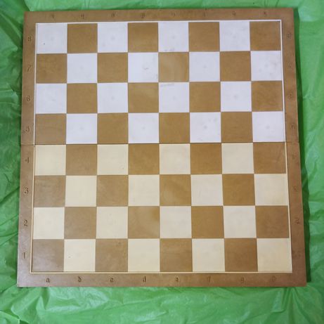 шахматная доска 40*40см складная пласт'массовая