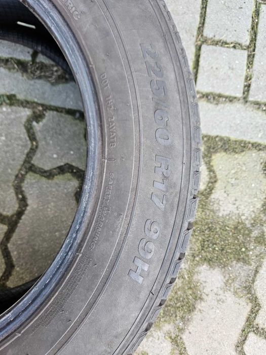 Opony Kumho 225 / 60 / 17 - wysokość bieżnika 7,5-8mm - jak nowe