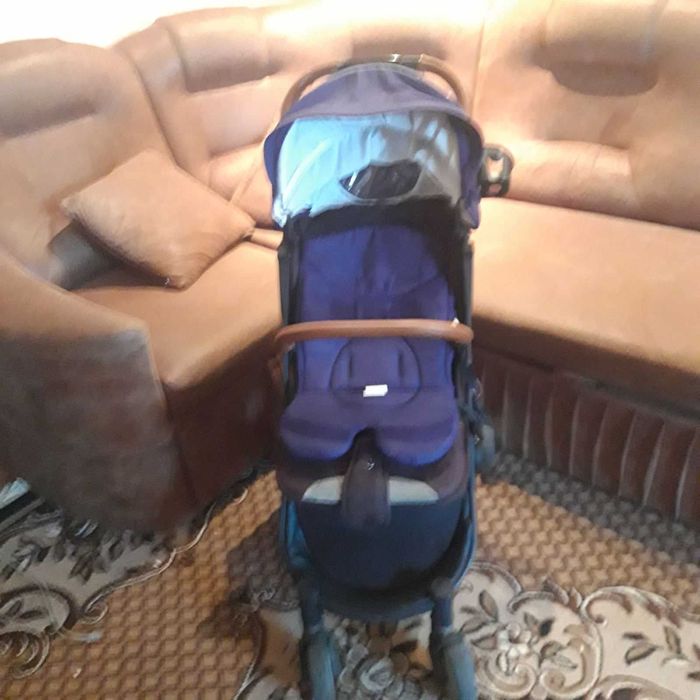 Коляска дитяча зручна