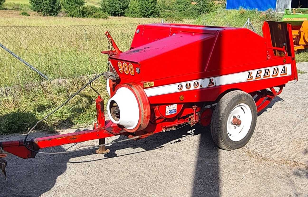 Enfardadeira lerda 900l