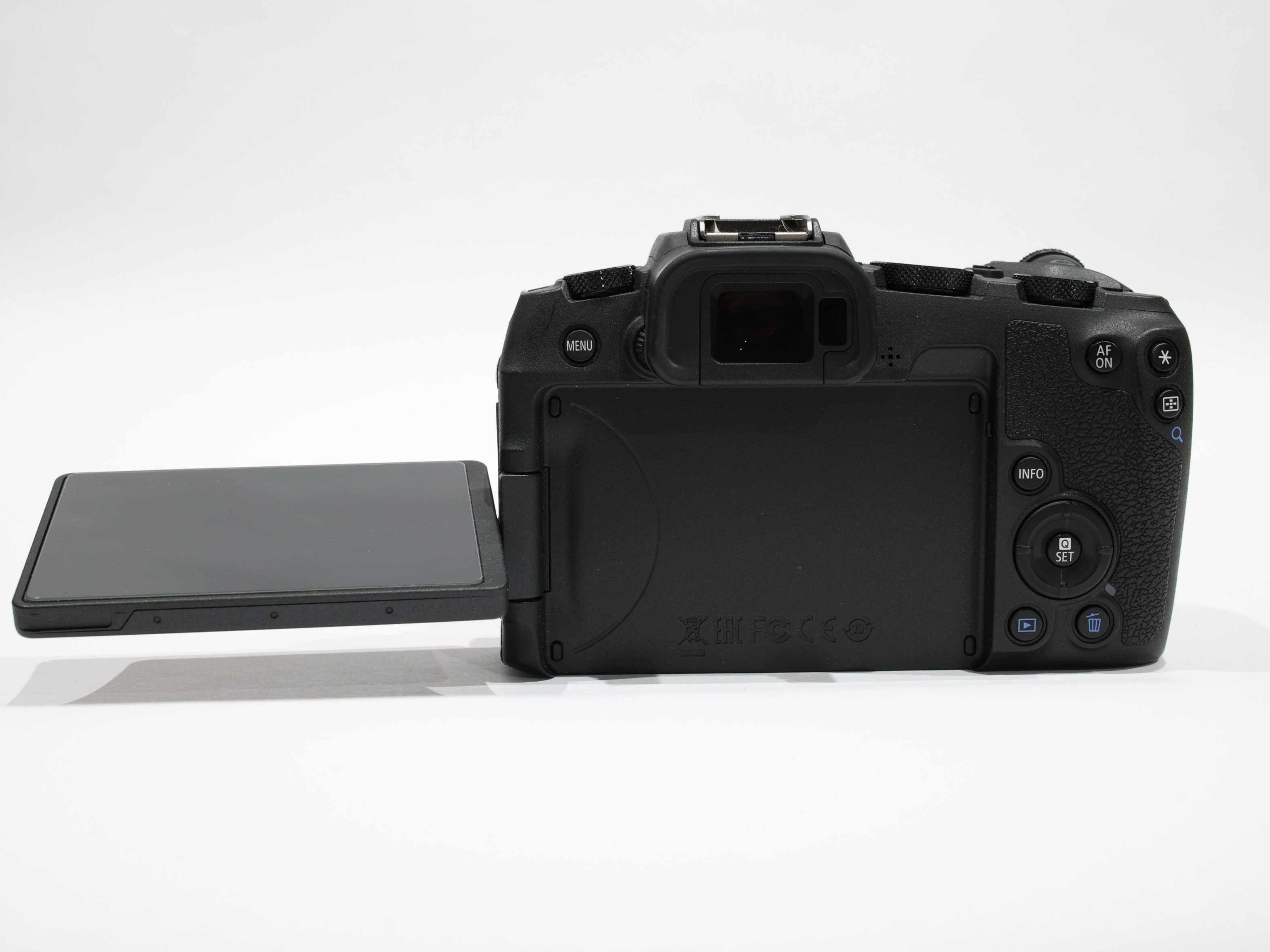 Sprzedam Canon eos RP