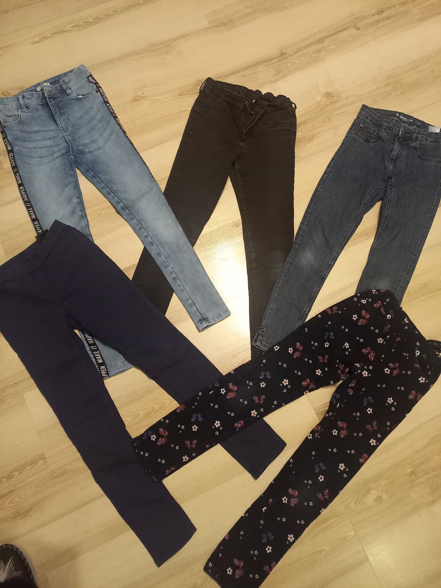 Zestaw jeansów rozmiar 134 spodnie spodenki jeansy Sztruksy dziewczynk