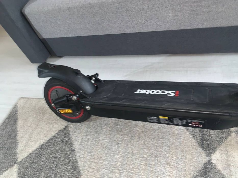 Hulajnoga elektryczna i10