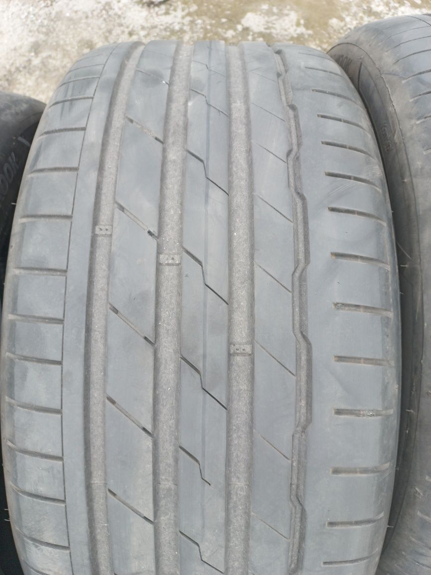 Резина шины колеса 245/40/19 и 255/40/19