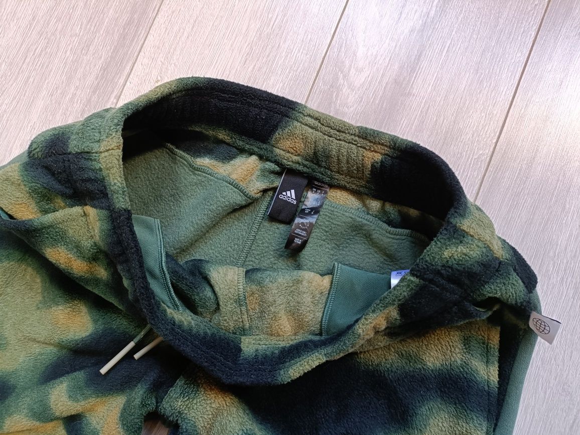 Męskie spodnie polarowe Adidas Camo roz.S