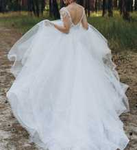 Весільня сукня розмір 40-42, на зріст 165