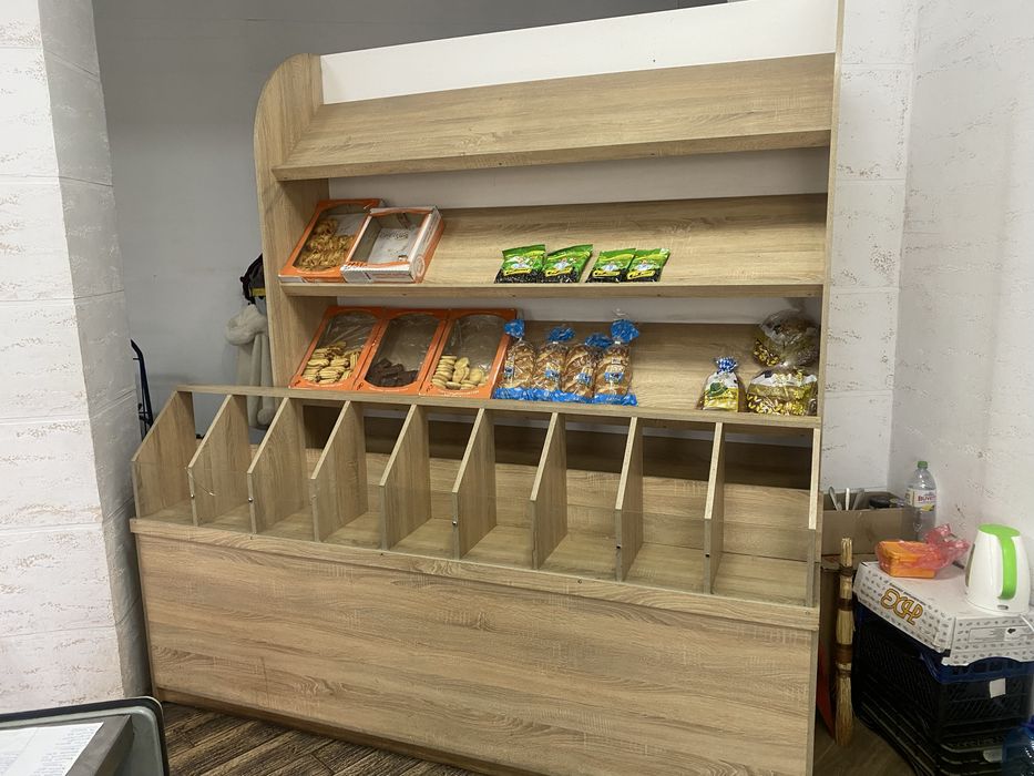 Продам полички, стелажи, столи для магазину, б/у