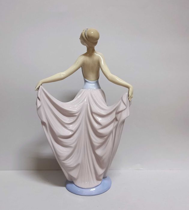 Tancerka, figurka Lladro, Hiszpania, 30cm