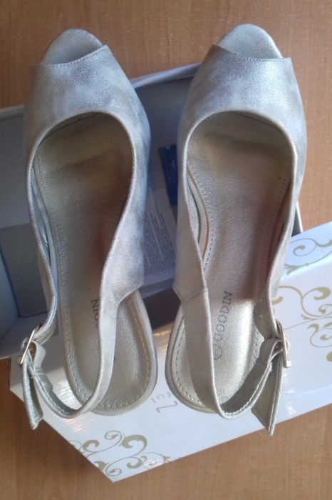 sandały damskie na koturnie złote Goodin GD-4413