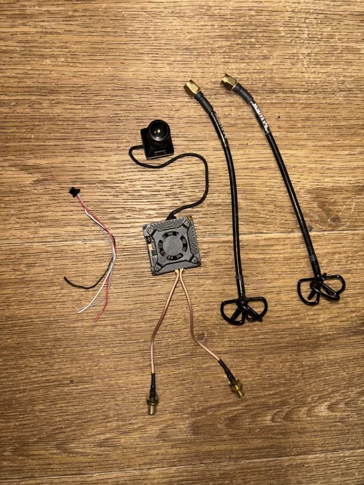 CaddxFPV Walksnail Avatar GT Kit 2W VTX — цифрова відеосистема