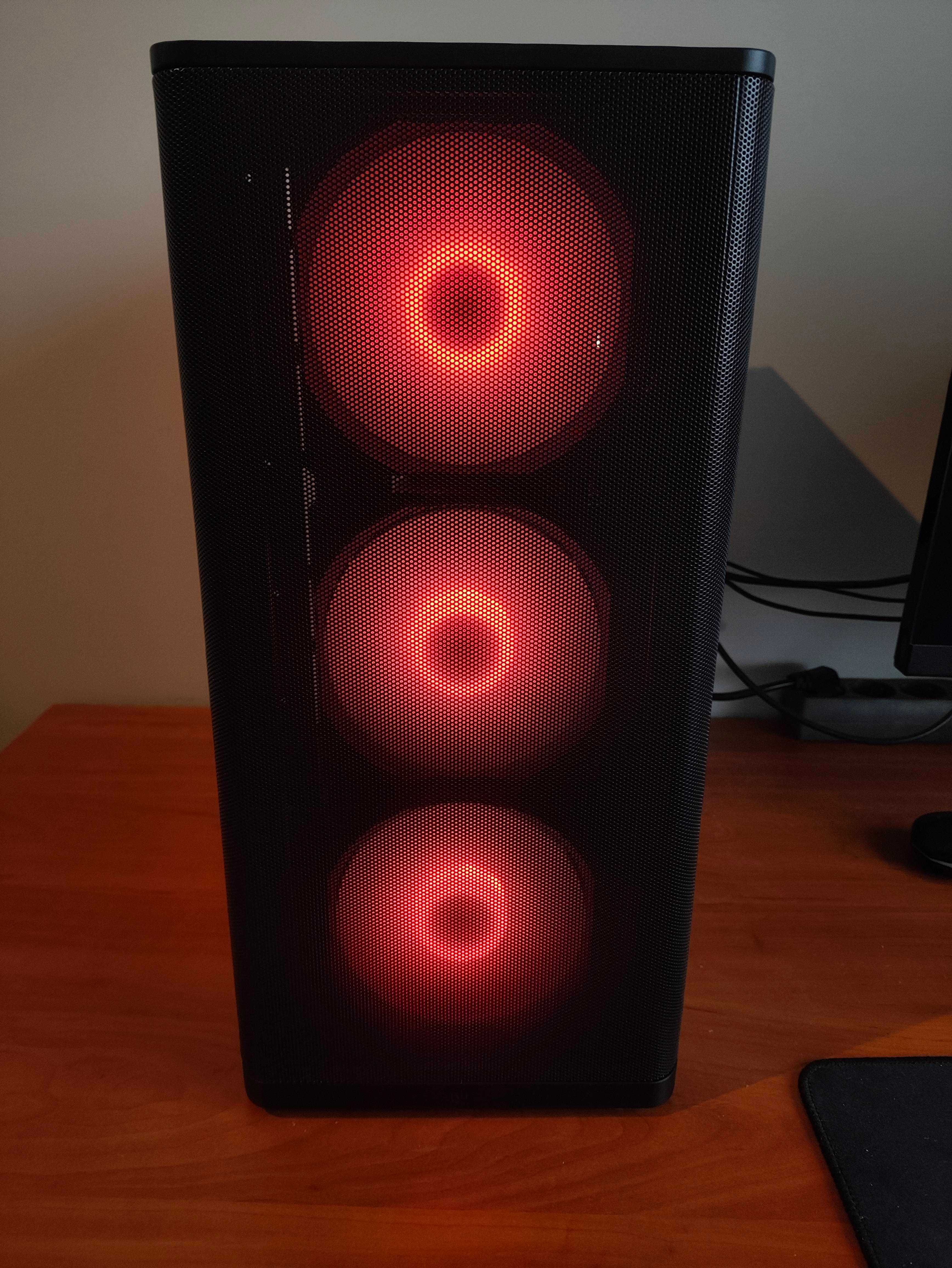 Nowy komputer gamingowy ARGB R5 5600/RX7600OC/32GB/M.2 1TB