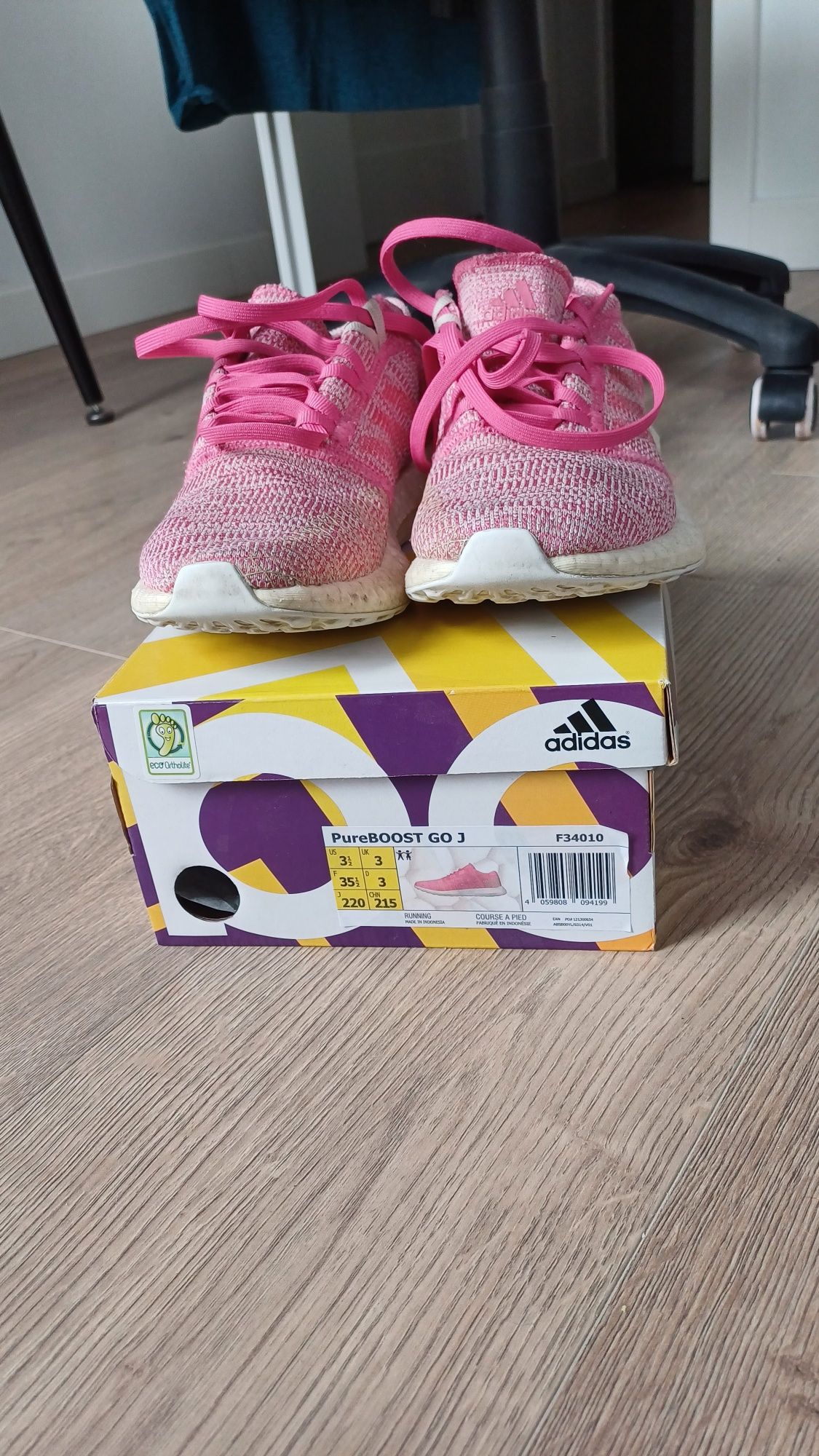 Buty do biegania ADIDAS Pure Boost Go J rozmiar 35,5