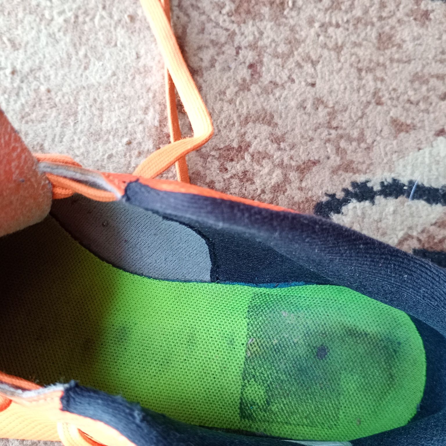 Buty chłopięce sportowe nike