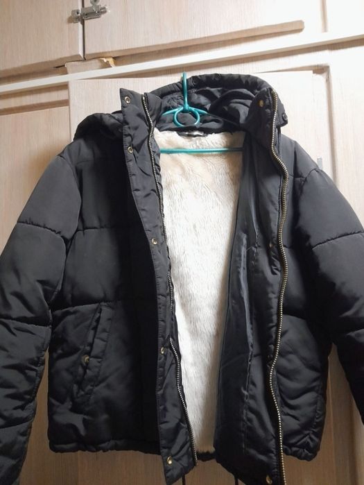 Жіноча зимова куртка, б/ у