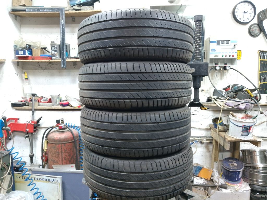 Комплект літніх легкових шин Michelin Primacy 4+ 215/45 R17 2022 рік