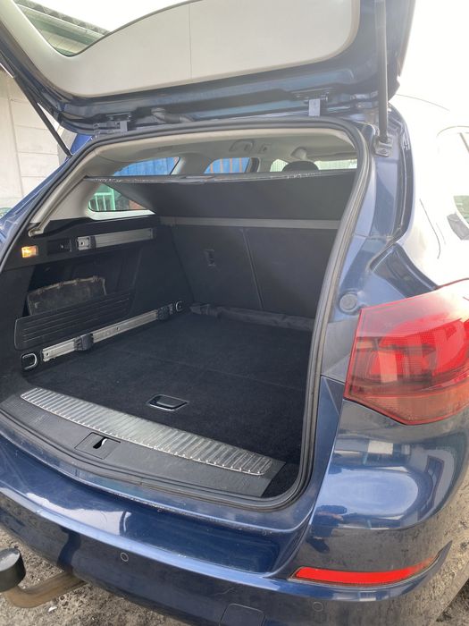 У продажі Opel astra 2011