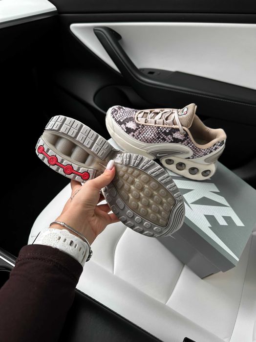 Кросівки Nike Air Max DN Snake premium