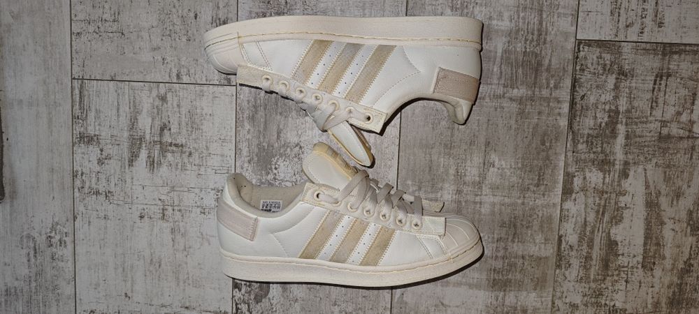 Buty adidas superstar 42.2/3