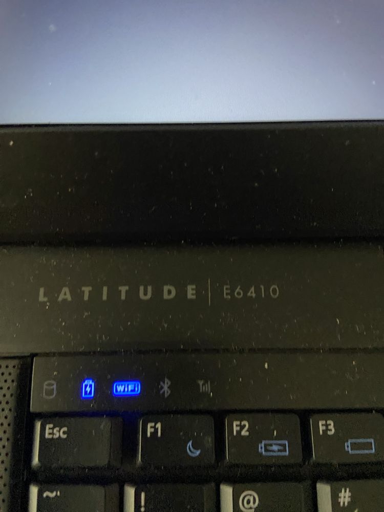 Stary laptop dawno nieużywany