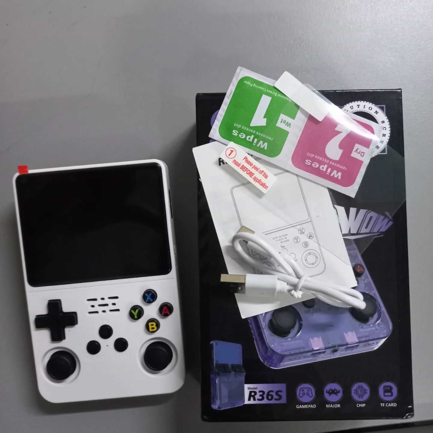 Gameboy R36S emulador c vários jogos