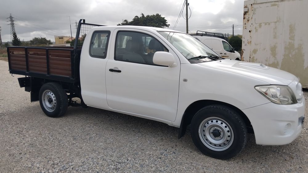 Toyota Hilux Extracab 2.5 D4-D 2WD 2009,120 CV AC