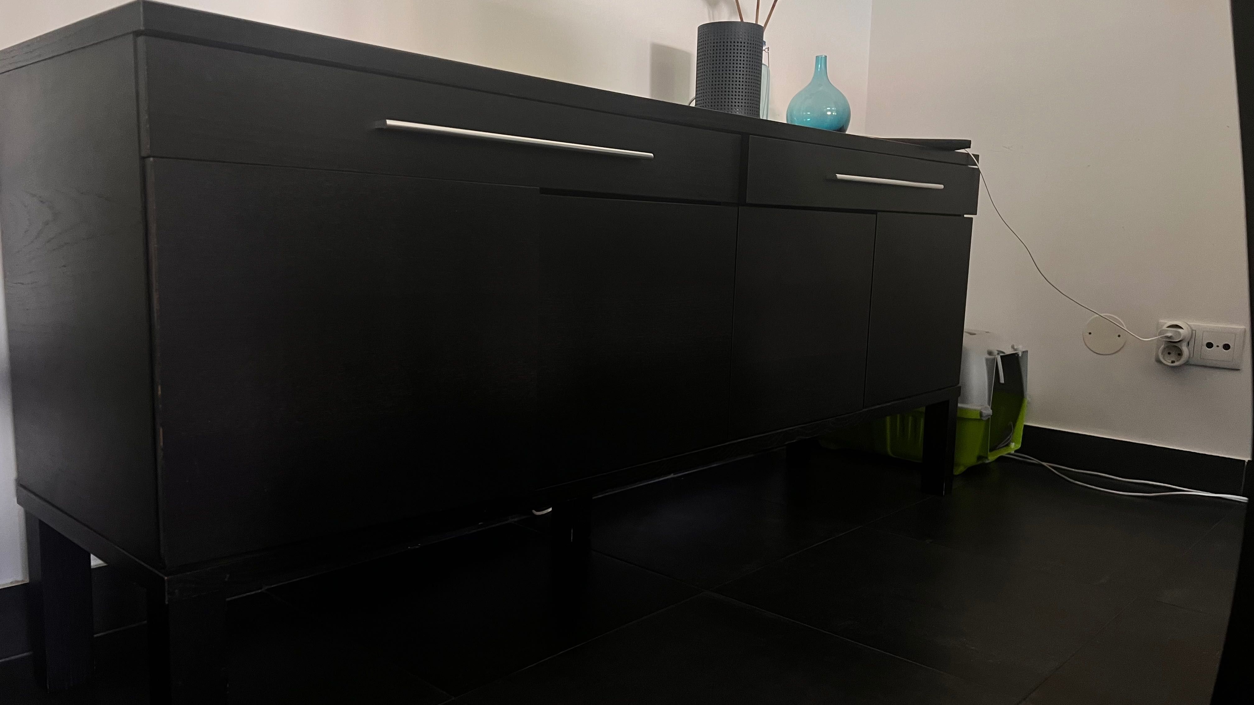 Móveis da sala e cozinha