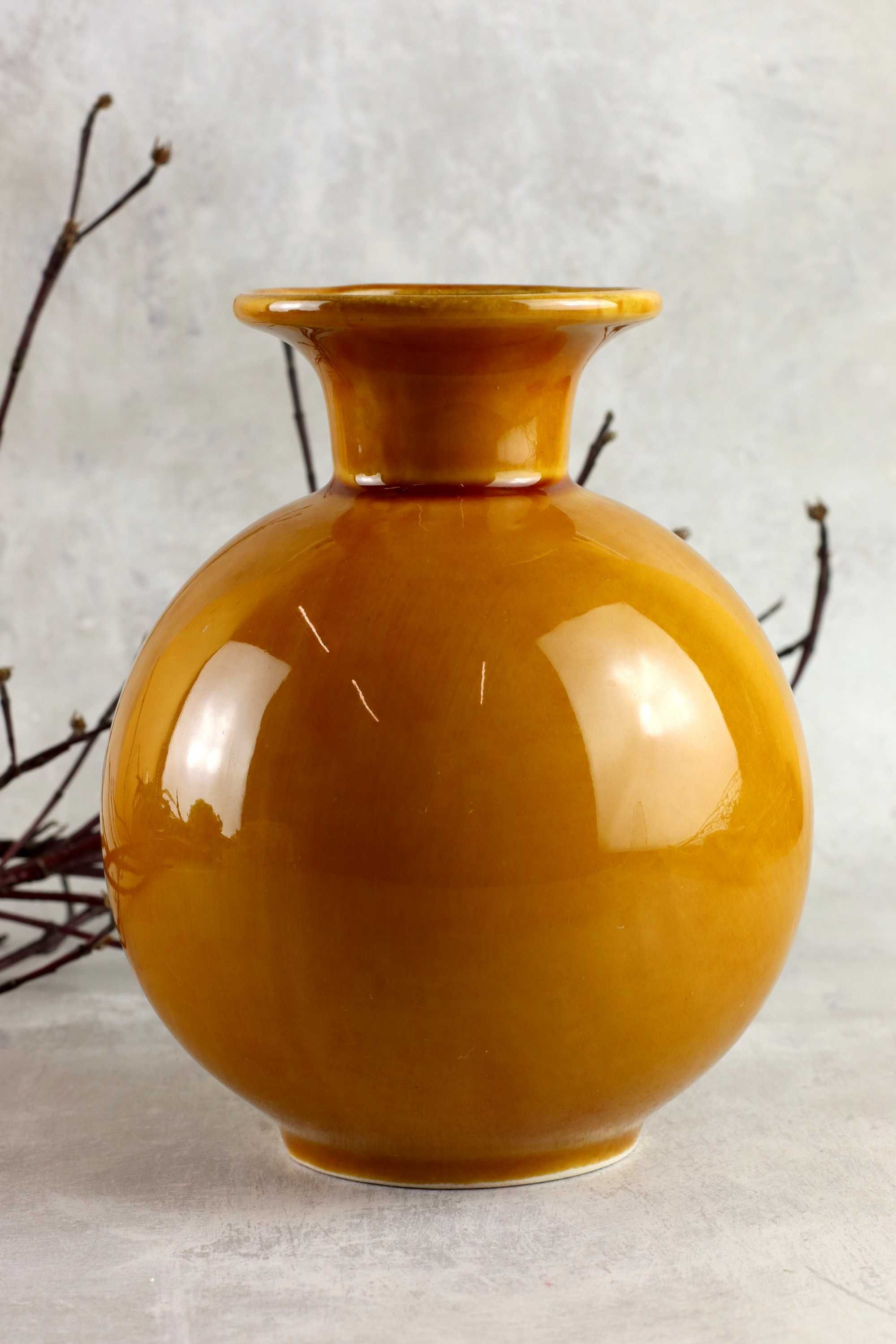 Jasnobrązowy wazon ceramiczny porcelit ceramika Pruszków prl