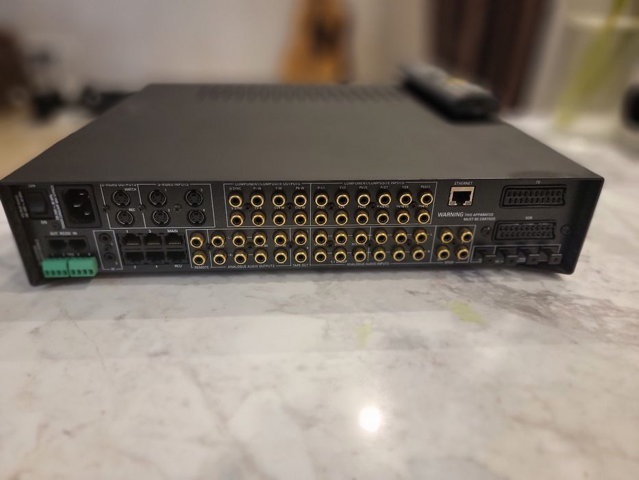 Попередній підсилювач Linn Kinos