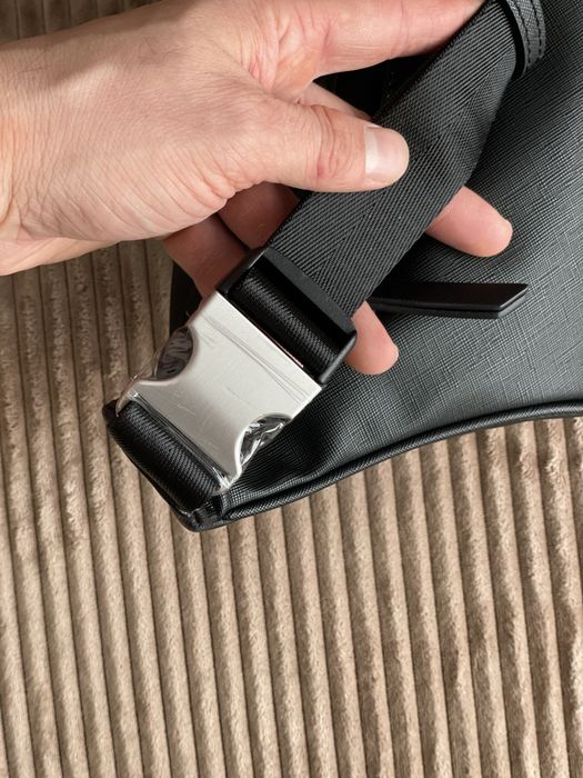 Сумка Guess оригінал !(новая ) бананка