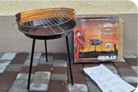 Гриль барбекю на вуглях