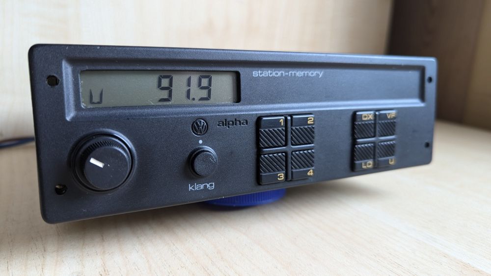 Volkswagen Alfa II , вінтажнй радіоприймач