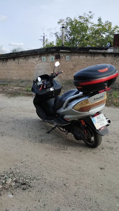 Неспішно продам/обміняю максіскутер Speed gear (Suzuki sky wave)