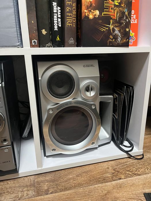 Музикальний центр