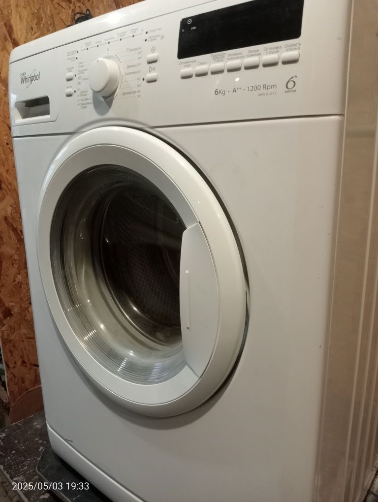 Стиральная машина Whirlpooli 6кг