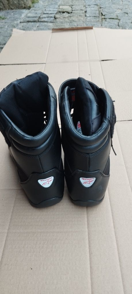 Botas alpinestars ,dainese T:45 e colete lombar