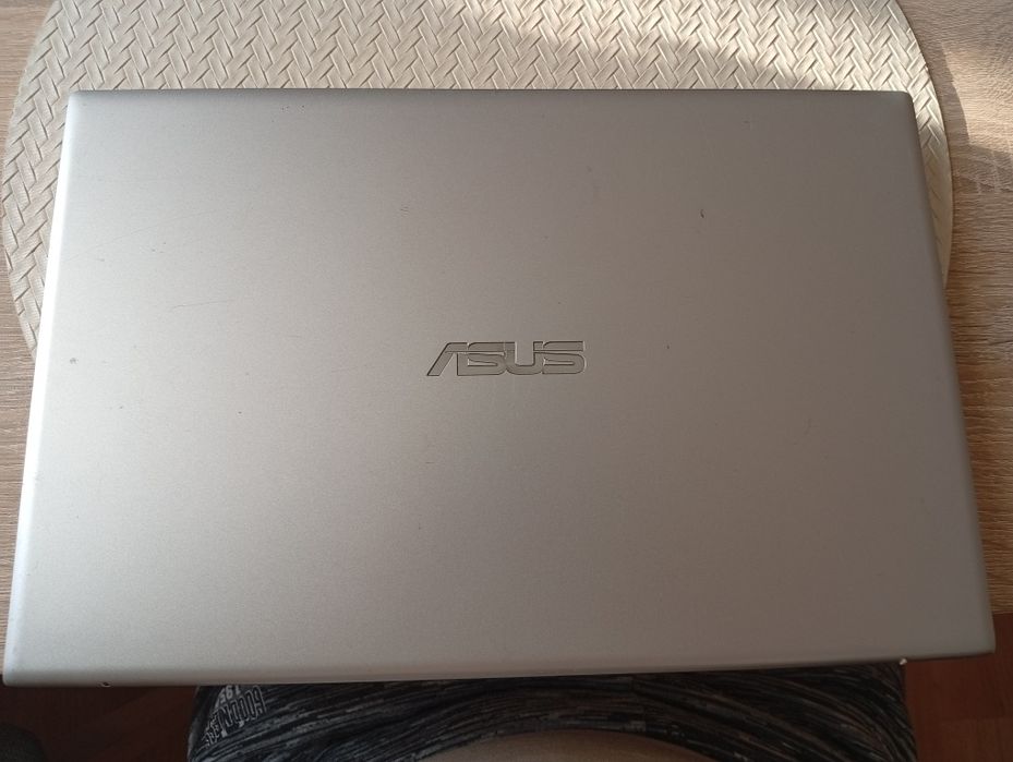 Asus X412D Windows 11