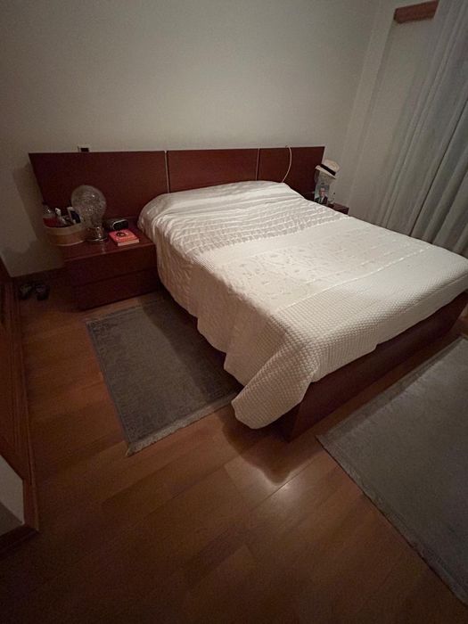 Cama de casal madeira
