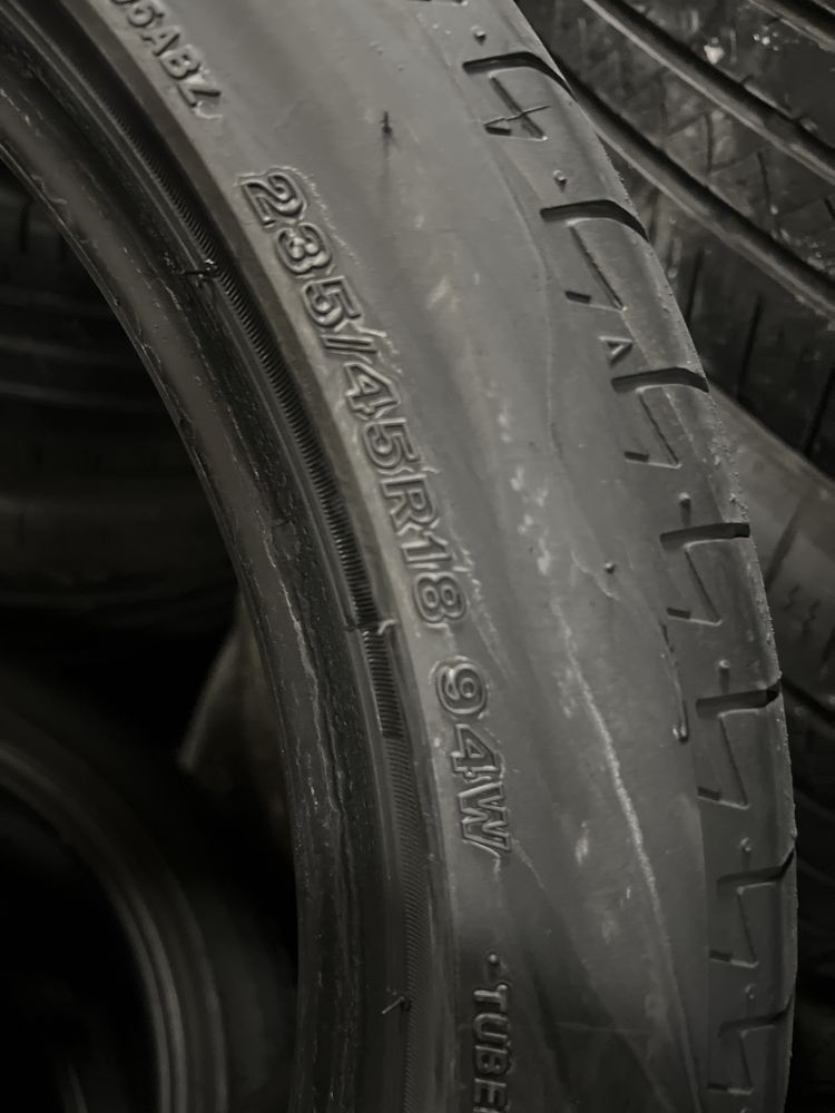 Продаж шин 235.45.18  Bridgestone