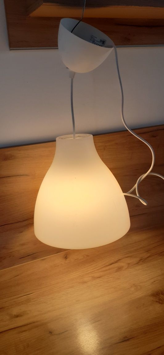 Lampy sufitowe biale