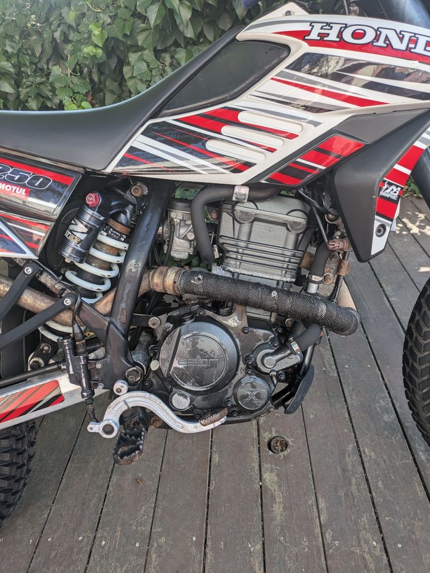 Мотоцикл geon dakar twincam 250
