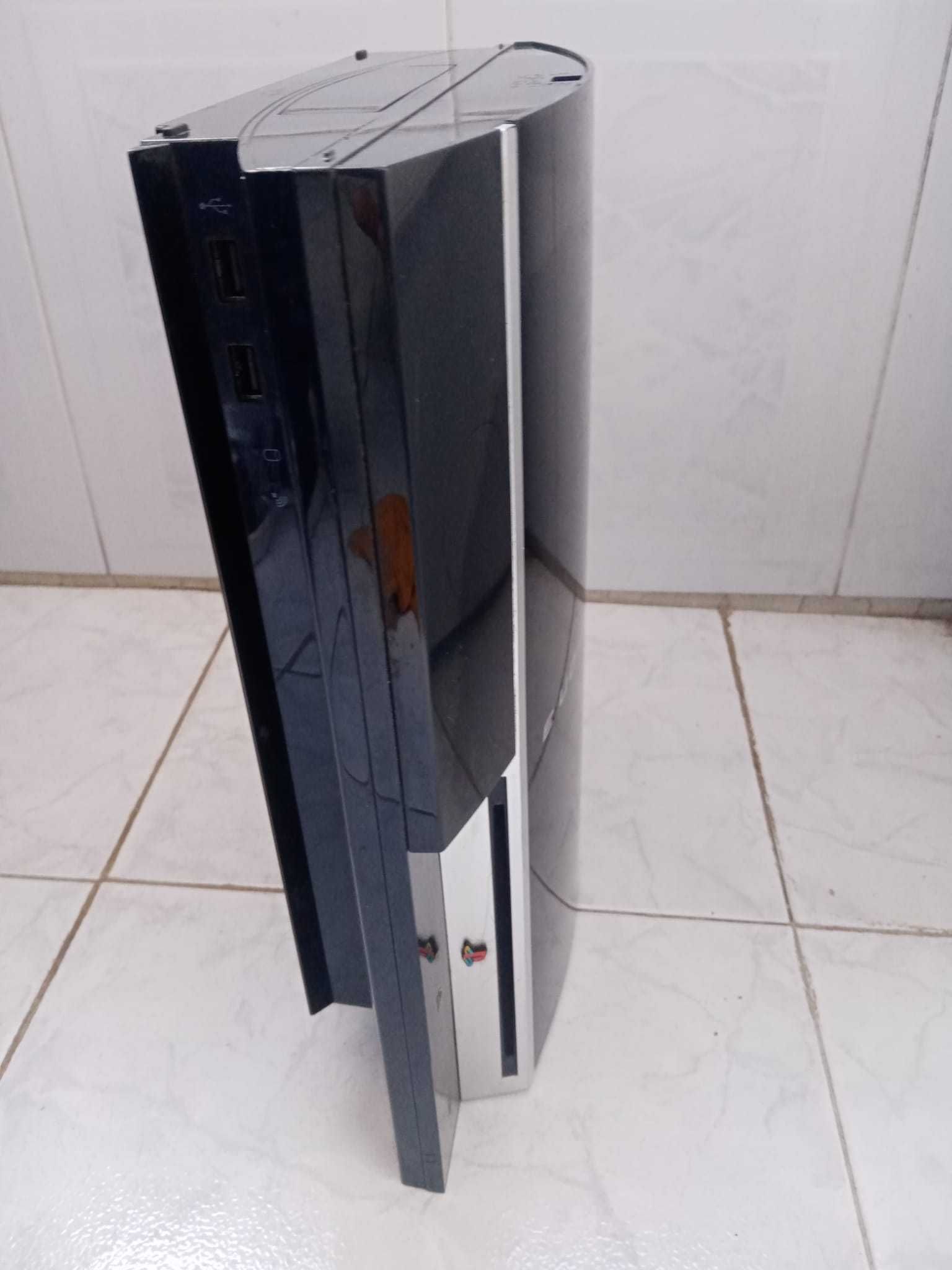 Consola Ps3 Fat para peças ou arranjar