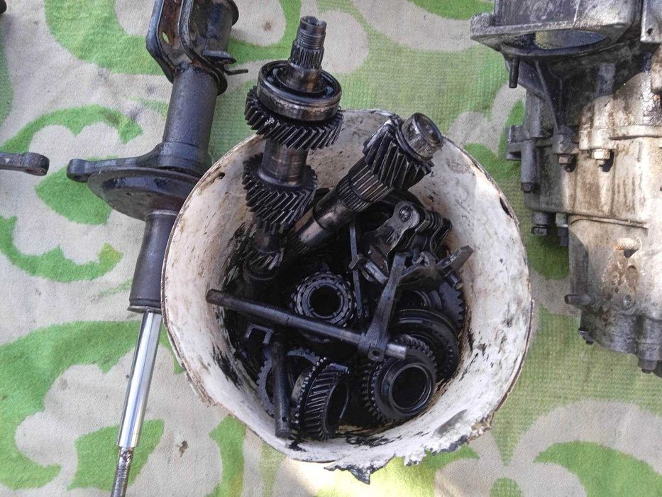 КПП ваз 2199 в гарному стані