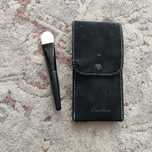 Guerlain pędzelek do podkładu w etui